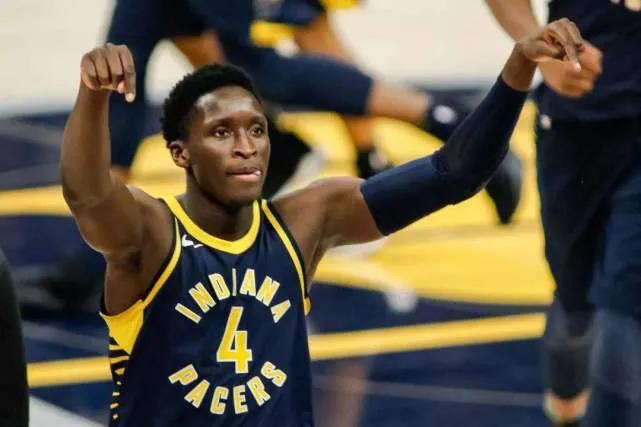 的舞台上 的舞台上