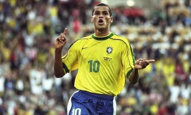 以及球员个 以及球员个