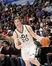 身份参战 身份参战