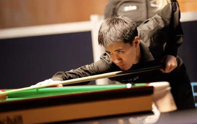 两队的赛季 两队的赛季